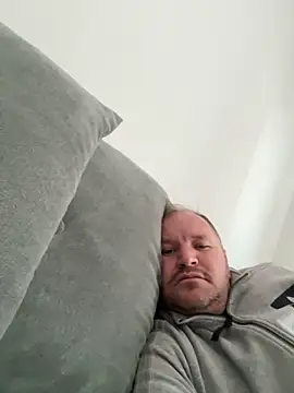 Czat XXX na żywo – Aronn4