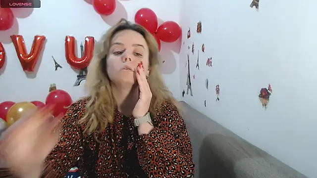 hotmilf4uxxx: онлайн-секс-чат