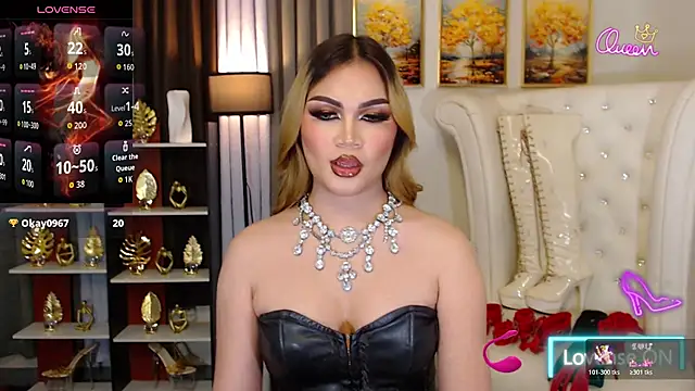 PrettyCockAthena Webcam Show