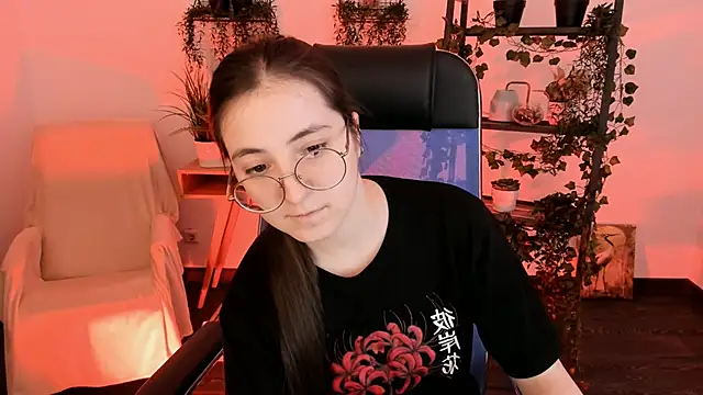 Chat +18 de VirtuallVoyant ao vivo