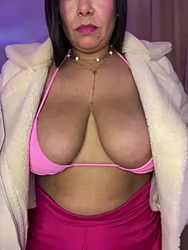 Vicky_Saidi Adlı Modelin Canlı XXX Sohbeti