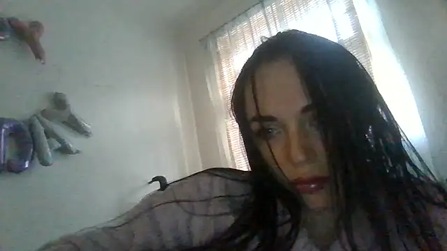 Trinsy_Love élő XXX-chatje