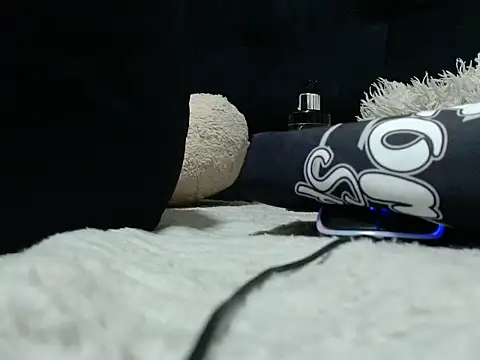 Emma-Wilson Obrolan Langsung XXX