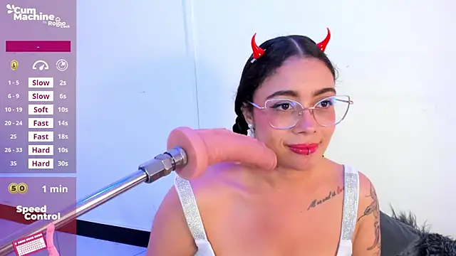 antonelllepierceeのライブXXXチャット