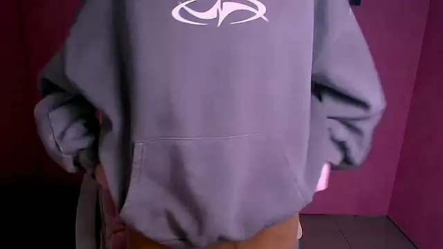 Fiona_NightのライブXXXチャット