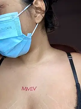 Jenny___girl Adlı Modelin Canlı XXX Sohbeti