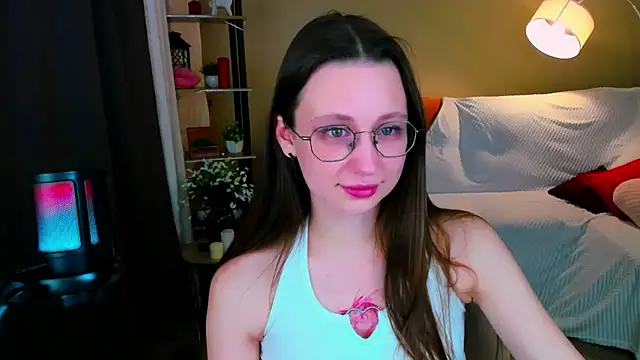 YourLovellyStoryn Live XXX chat