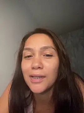 Chat +18 de carolsapequinha ao vivo