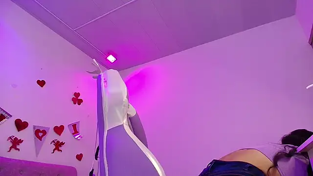 Maddie_T18のライブXXXチャット