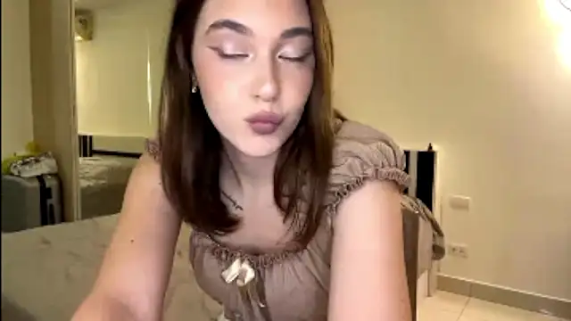 MauritaSpueler লাইভ XXX চ্যাট