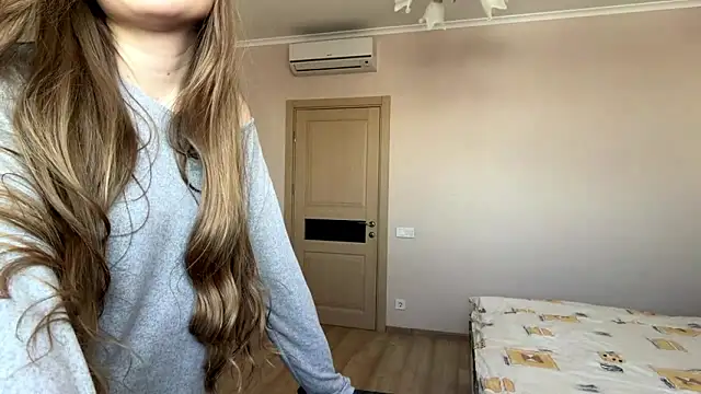 MilayouknowのライブXXXチャット