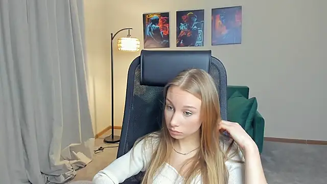 Chat +18 de CarmenLipkin ao vivo