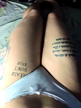 Bloom_Dahlia Adlı Modelin Canlı XXX Sohbeti