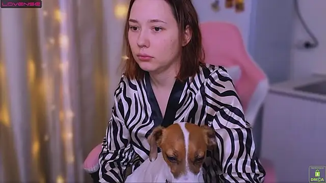 Chat +18 de Airyhill ao vivo