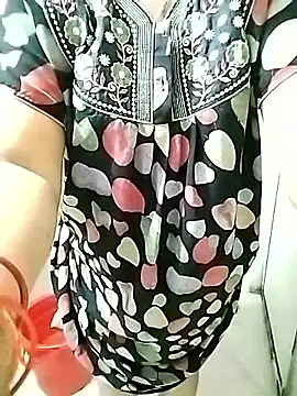 Pokazy przed kamerką – PayalSharmahot143