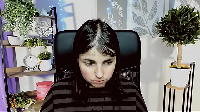 MartaEdams: απευθείας συνομιλία ΧΧΧ