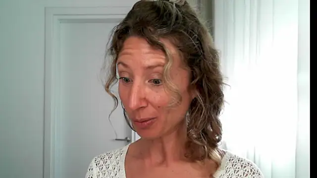 Paevoa's Live XXX Chat