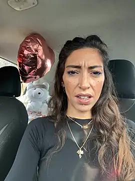 Amani_thewolf – Naživo XXX chat