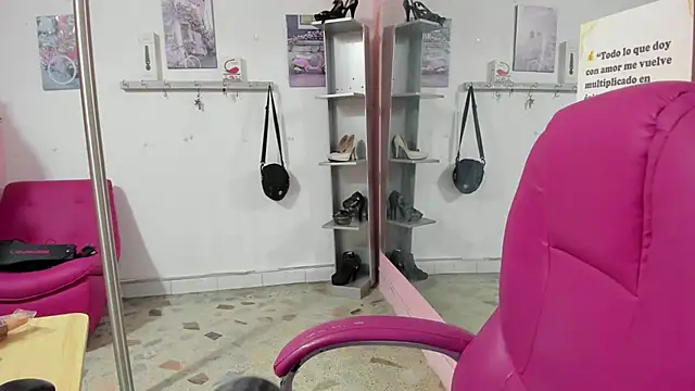 Czat XXX na żywo – CAMILA--REY