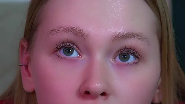 AgataFoxleyn Live XXX chat