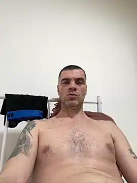 XXX chat uživo modela DOMINATOR_SIR-MASTER