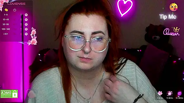 Alicia_love00 élő XXX-chatje