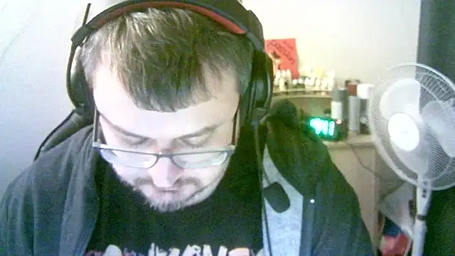 XXX chat uživo modela SirAbuser