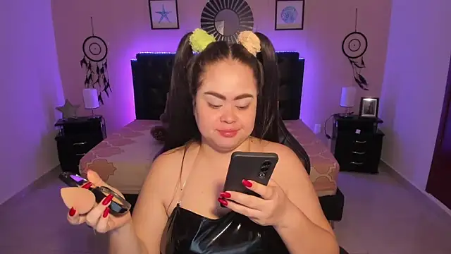 LolaVillalobos 现场XXX聊天