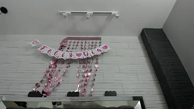 Chat +18 de maddy_cartter ao vivo