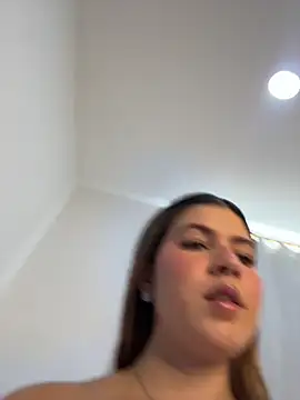 naughty__angel 即時 XXX 聊天