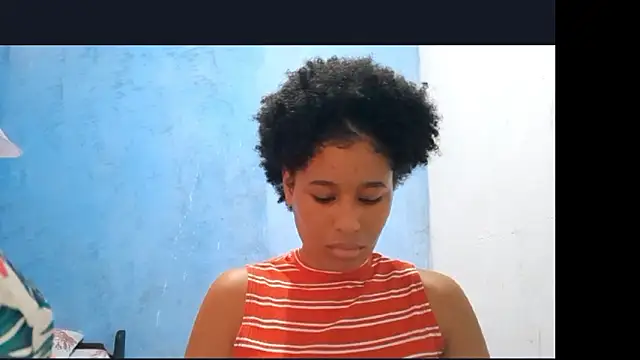 MadelynStamantのライブXXXチャット