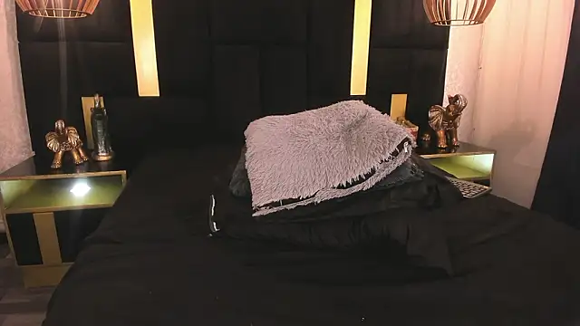 Lucio__Fox: απευθείας συνομιλία ΧΧΧ