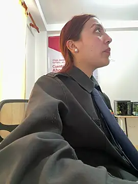 Emily-7_n Live XXX chat