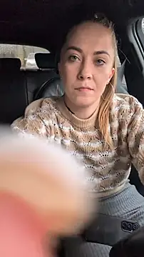 Živý XXX chat Risky_julia2330