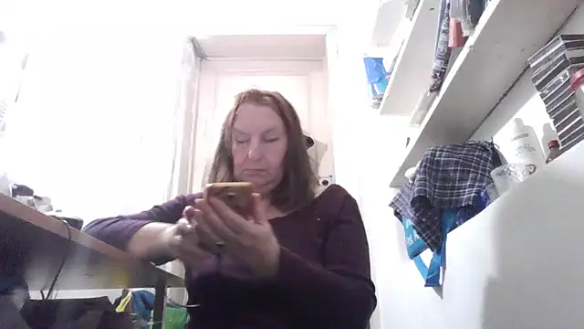 AnnaLive570's Webcam Show