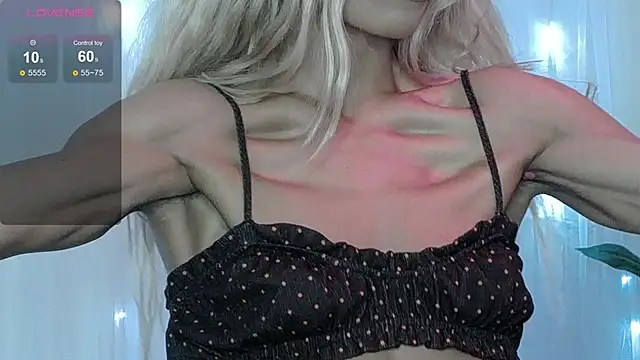 Chat XXX en directo de SarahRaynex