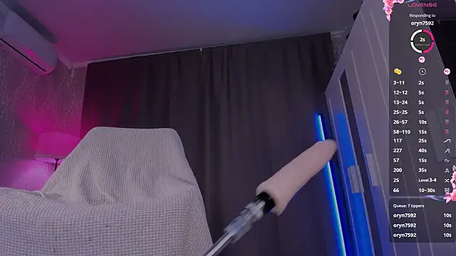 Juicy_Vikki লাইভ XXX চ্যাট