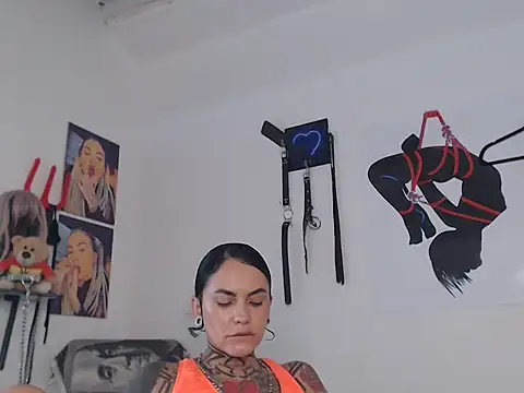 دردشة Perola__May الجنسية المباشرة