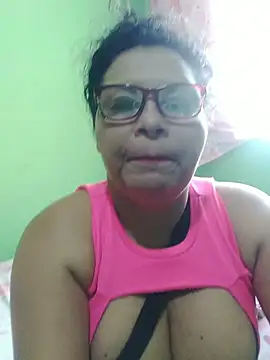 Amarantha25's Live XXX Chat