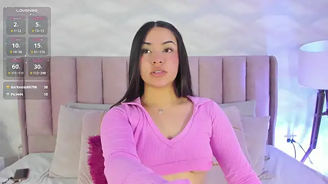 XXX chat uživo modela im_miadoll