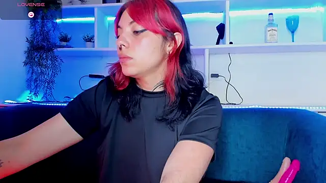 morgana_white Adlı Modelin Canlı XXX Sohbeti