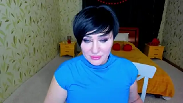 KiraTemptn Webbikameraesitys