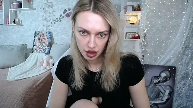 دردشة NickyAdamidi الجنسية المباشرة