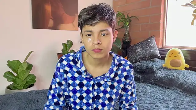 Andy_Belier23's Live XXX Chat