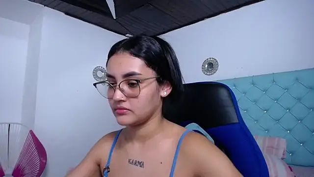 kathe-mills235 现场XXX聊天