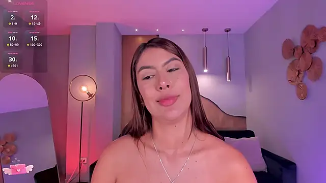 ArianaDumontのライブXXXチャット