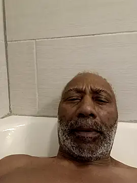 yasohw: διαδικτυακό σόου στην κάμερα