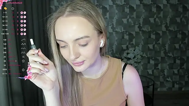 A_delina's Live XXX Chat