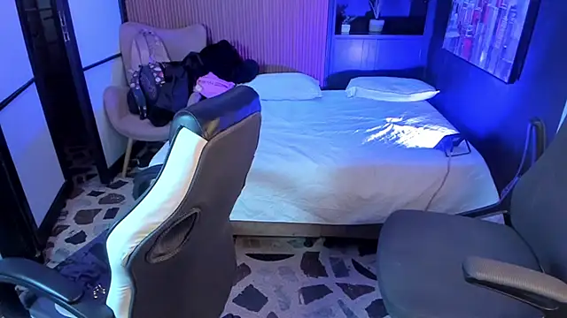 Chat +18 de AlliceCopper ao vivo