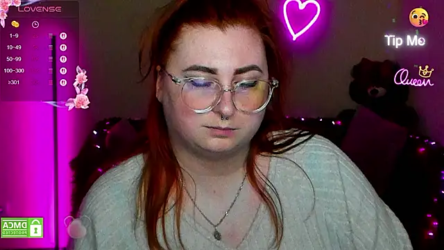 Alicia_love00 élő XXX-chatje